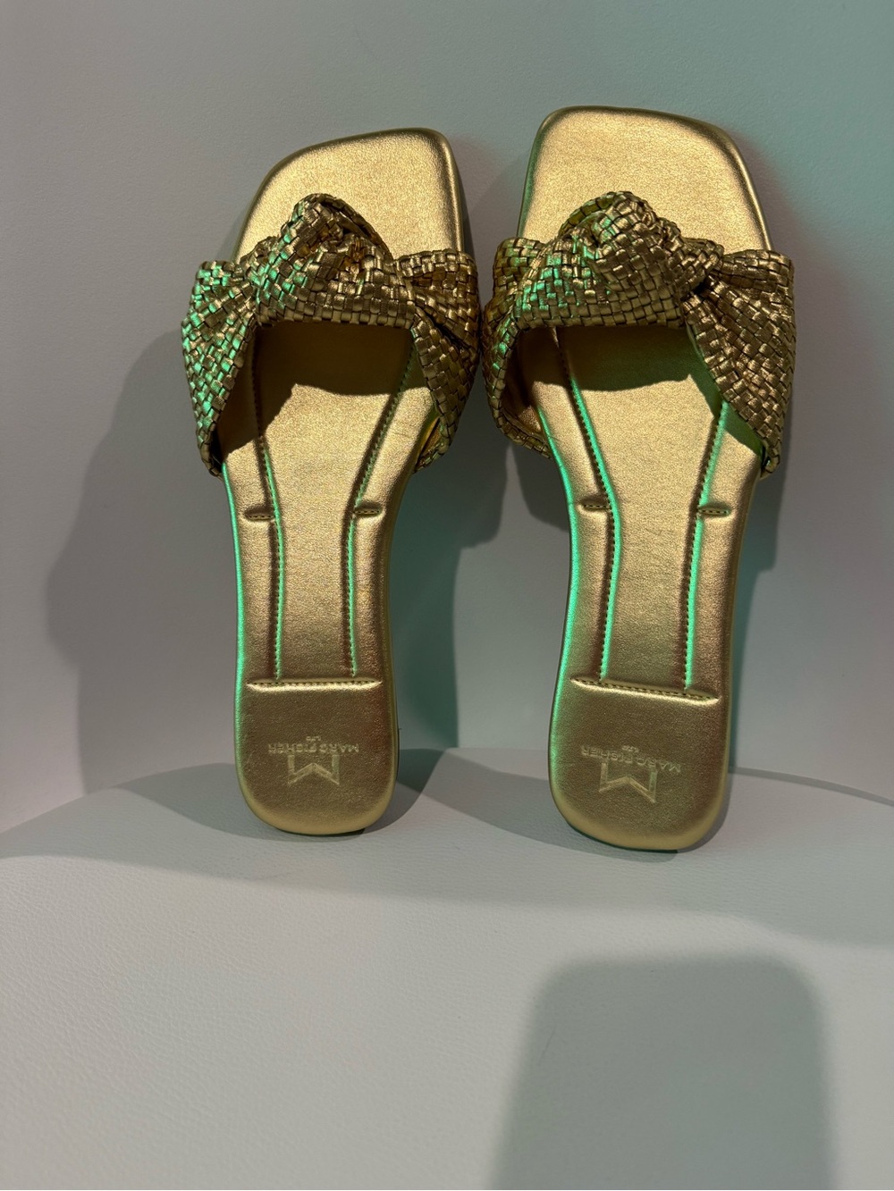 ☀️🌊Marc Fisher Metallic Gold Woven Slide Mules